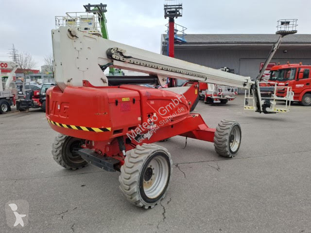 Piattaforma aerea JLG