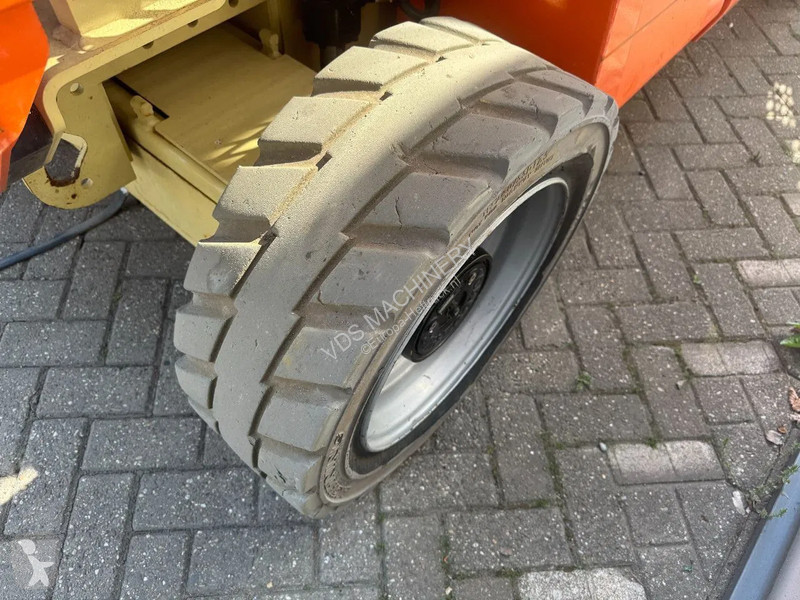 Piattaforma aerea JLG Hoogwerker Schaarhoogwerker