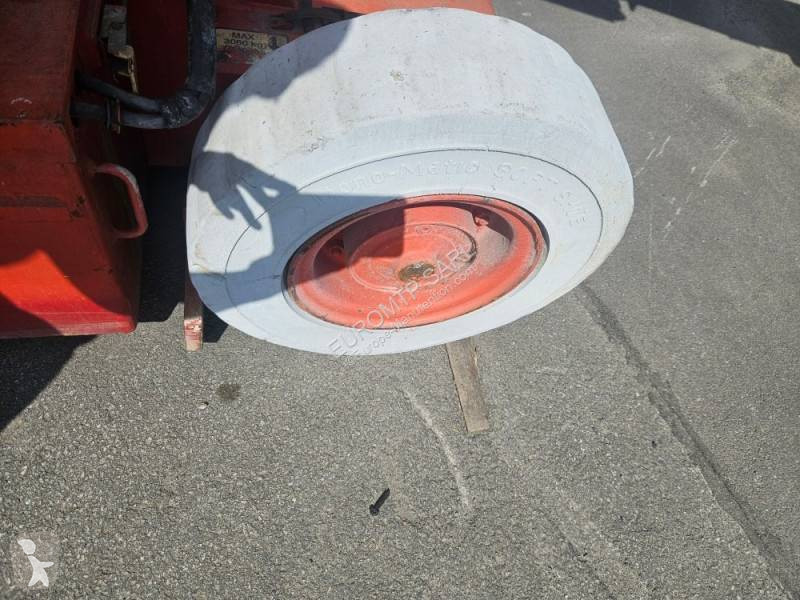 Piattaforma aerea JLG