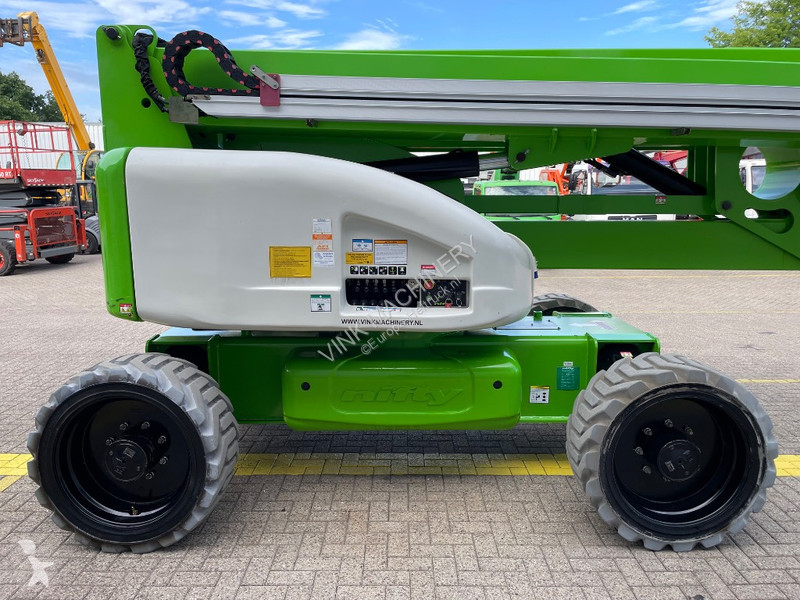 منصة تلسكوبية Niftylift HR 28 Hybrid 4x4