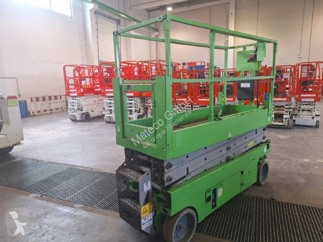 منصة تلسكوبية Genie GS-2032