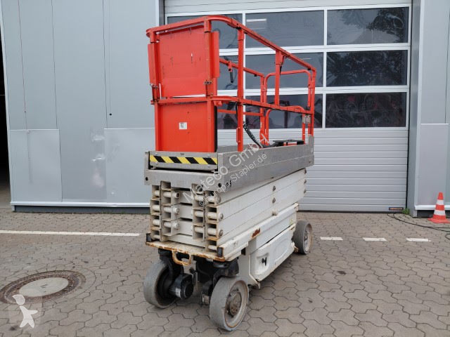 Piattaforma aerea JLG