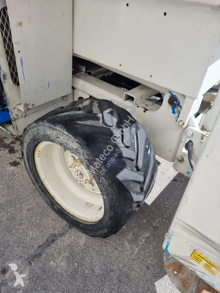 منصة تلسكوبية Genie GS-2668 RT