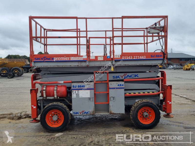 Plataforma  SJ8841