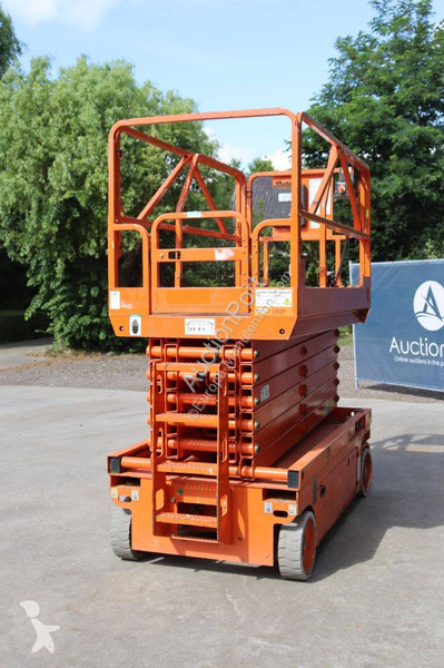 Piattaforma aerea PB PB S140-12EC