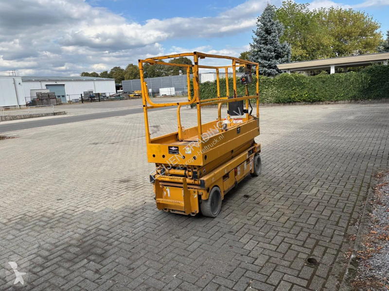 منصة تلسكوبية Haulotte electric scissorlift,...
