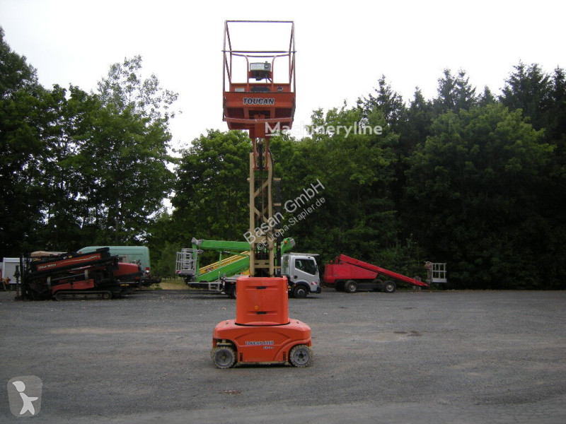 منصة تلسكوبية JLG Toucan 1010
