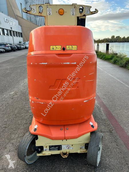 منصة تلسكوبية JLG  T10 E-L
