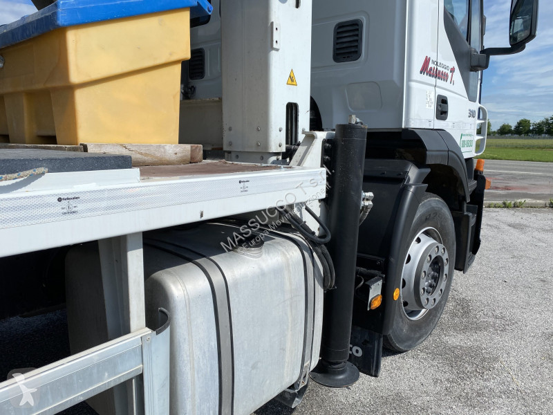 منصة تلسكوبية Iveco STRALIS 310