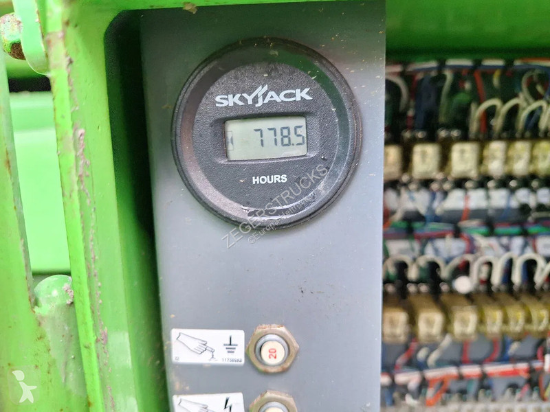 Hoogwerker Skyjack SD 8831