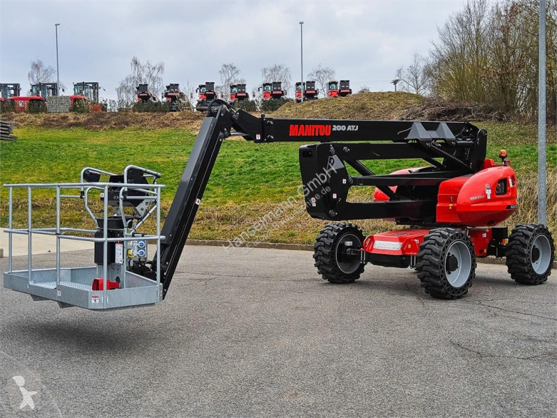 منصة تلسكوبية Manitou