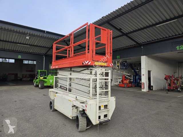 منصة تلسكوبية Hollandlift N-165EL12