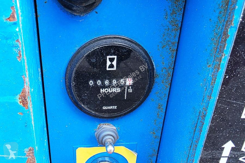 منصة تلسكوبية Genie Electric,...
