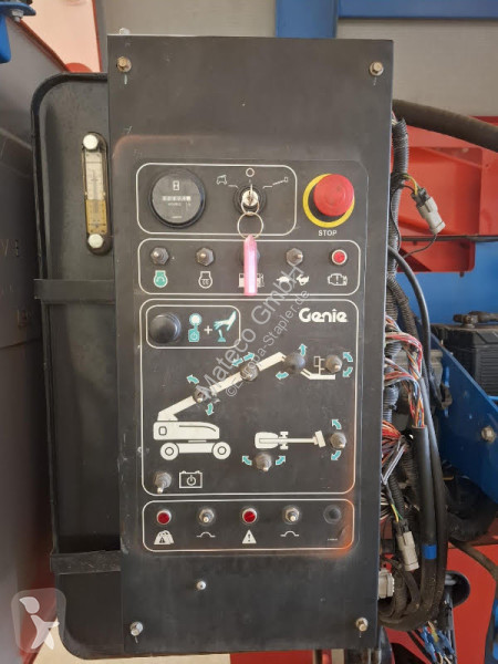 منصة تلسكوبية Genie S60