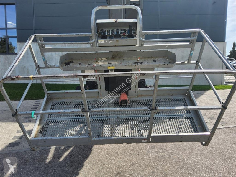 منصة تلسكوبية Manitou Plus