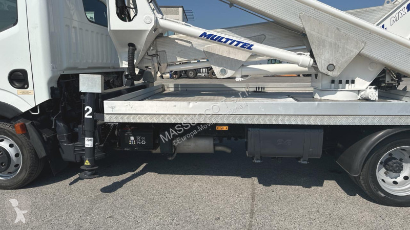 منصة تلسكوبية Nissan 35.11 MX 170