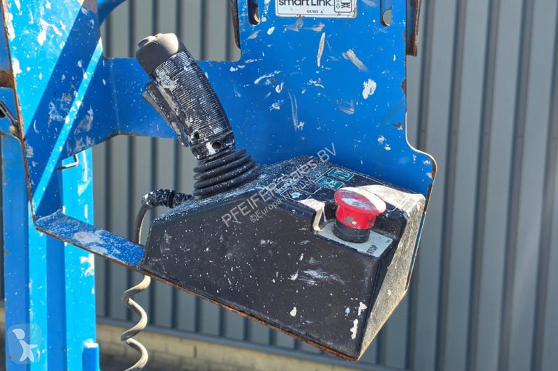 منصة تلسكوبية Genie GS3246 Electric, Working...
