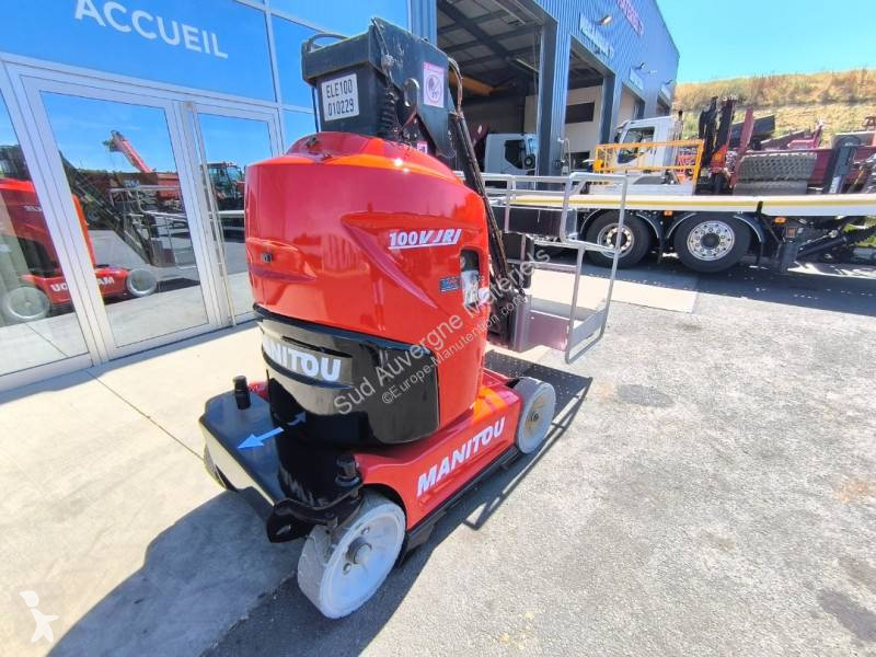 منصة تلسكوبية Manitou