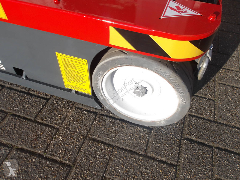 منصة تلسكوبية Skyjack SJ16