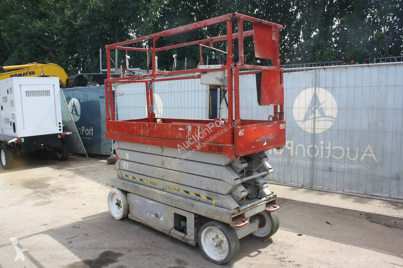 منصة تلسكوبية Skyjack SJ3226