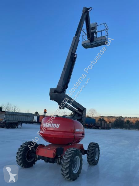 منصة تلسكوبية Manitou