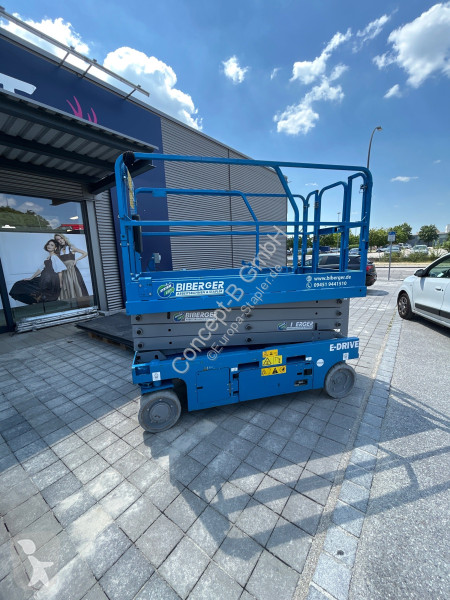 منصة تلسكوبية Genie GS 2646 E-Drive