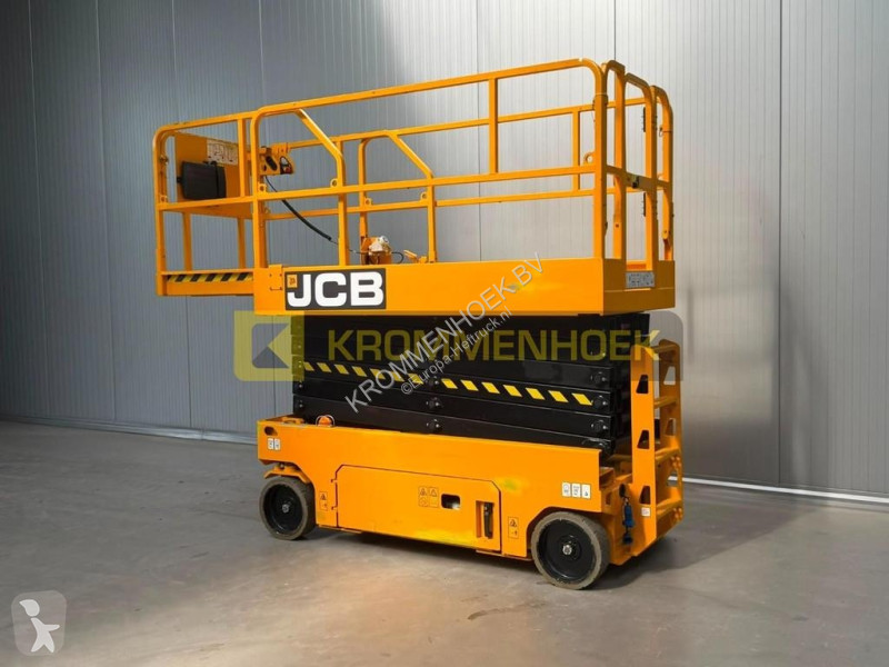 Plataforma elevadora JCB S 4046 E
