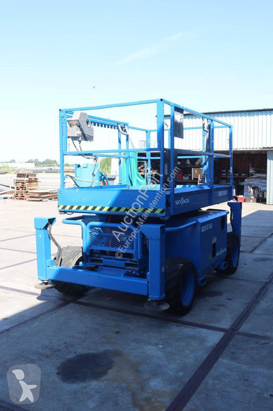 Gondola Skyjack SJ6826RT