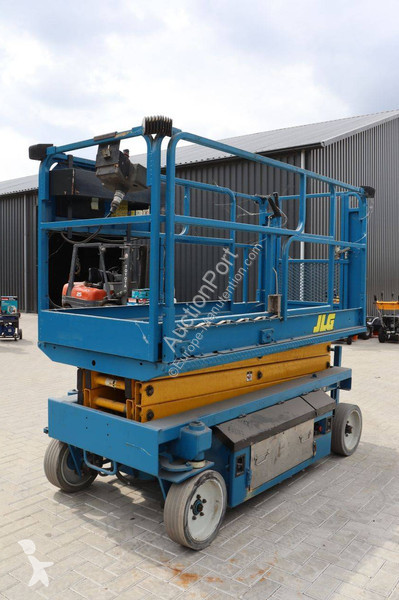 Plataforma elevadora JLG 2046-E