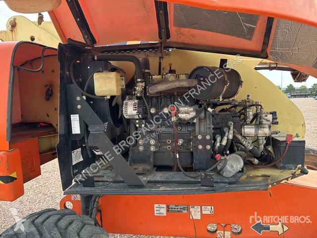 Автовишка JLG