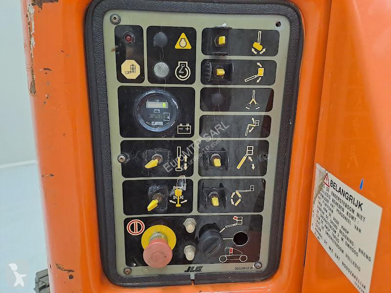 Plataforma elevadora JLG