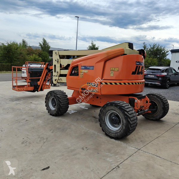 Автовишка JLG