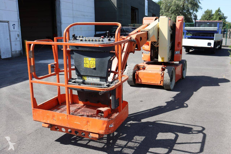 Plataforma elevadora JLG