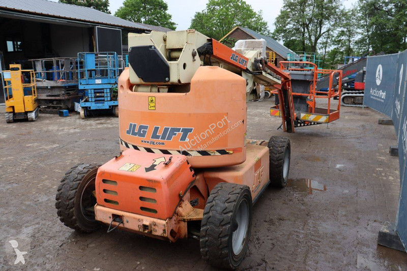Plataforma elevadora JLG