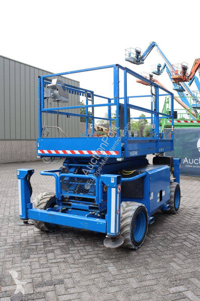 Автовышка Genie SJ6832RTE
