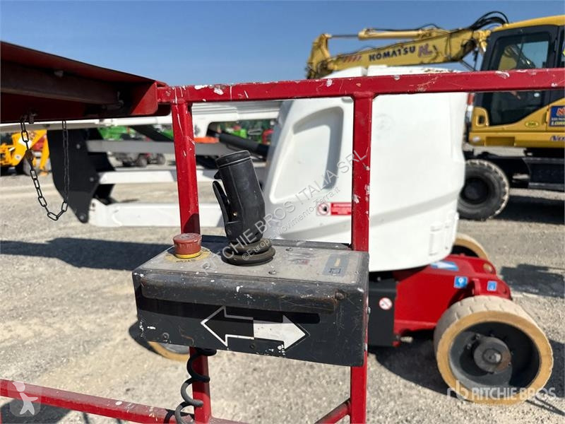 升降机 Bravi LUI S.I. 220 Vertical Mast Lift