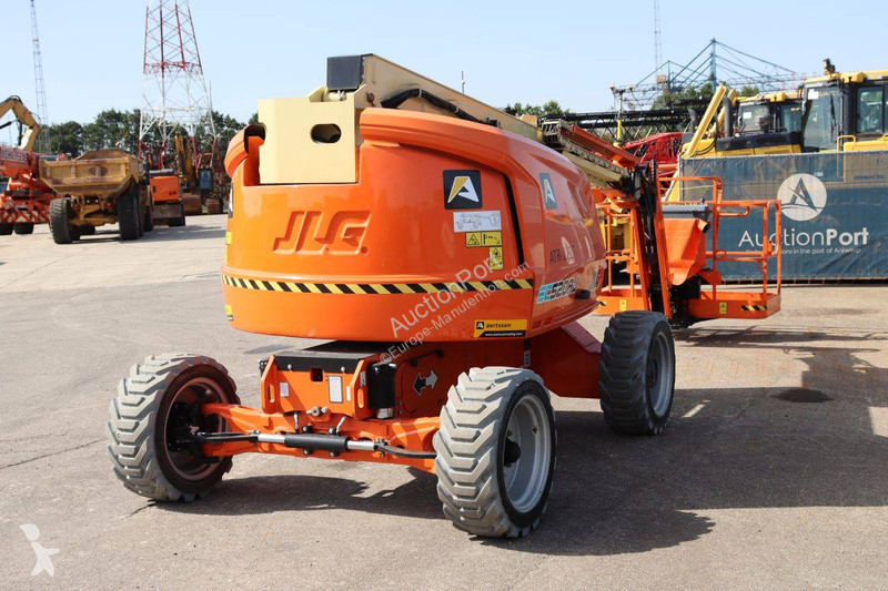 升降机 JLG EC