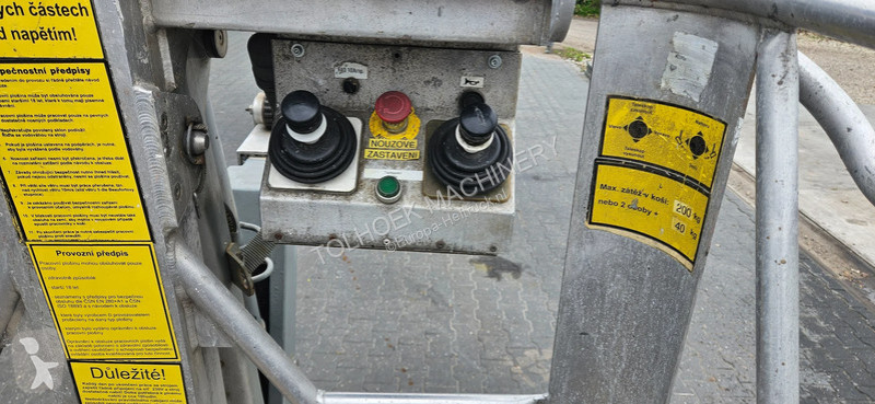 Zwyżka Hinowa DENKA LIFT DL 22