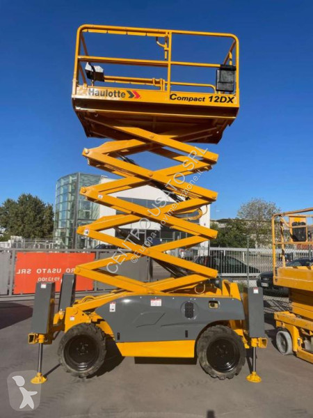 Plataforma elevadora Haulotte COMPACT 12DX