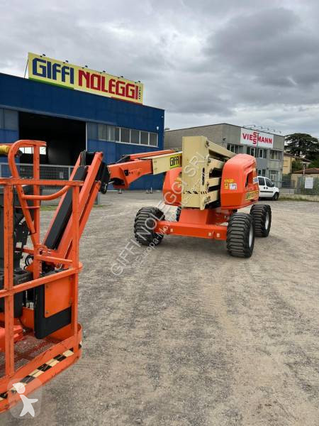 Plataforma elevadora JLG 520AJ
