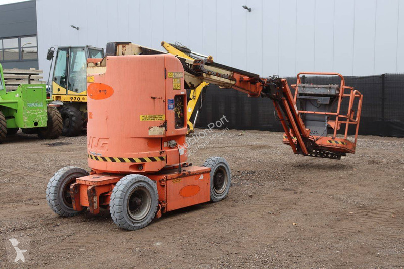 Plataforma elevadora JLG