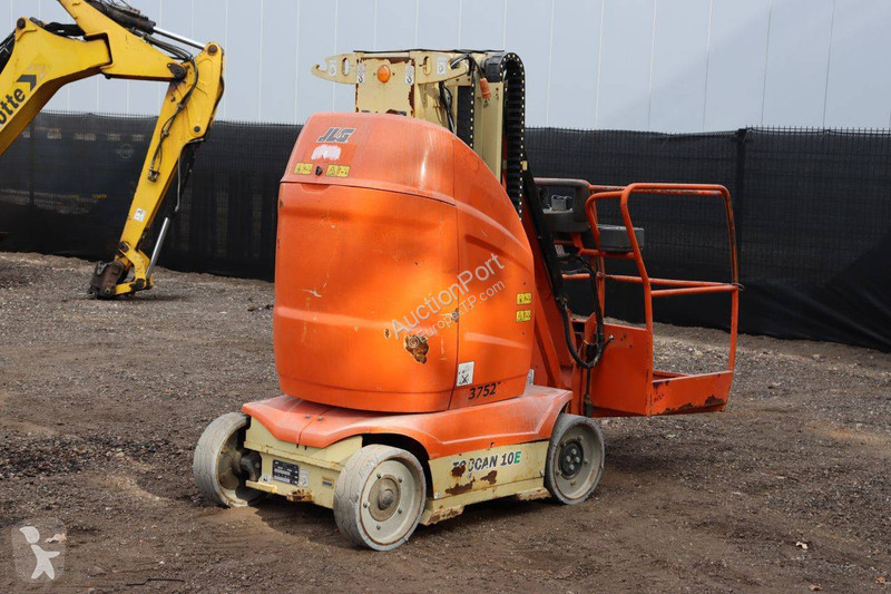 Plataforma elevadora JLG 10E