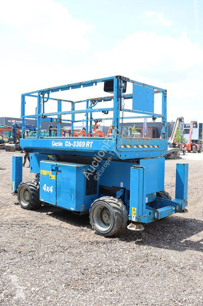Plataforma elevadora Genie GS3369
