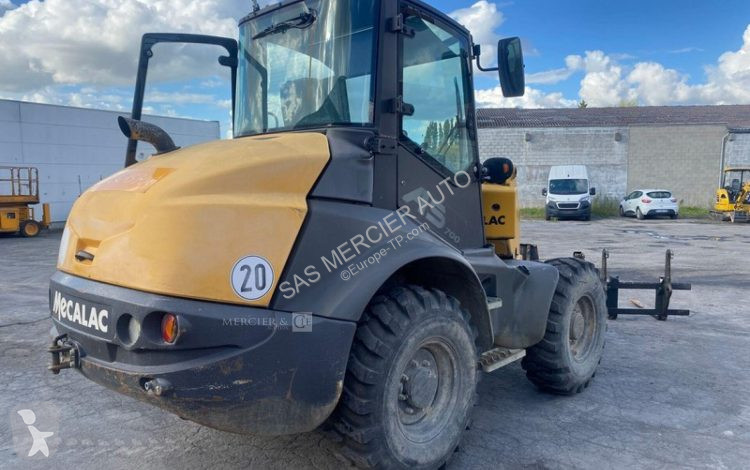 Incarcator  chargeuse a tourelle articulee diesel