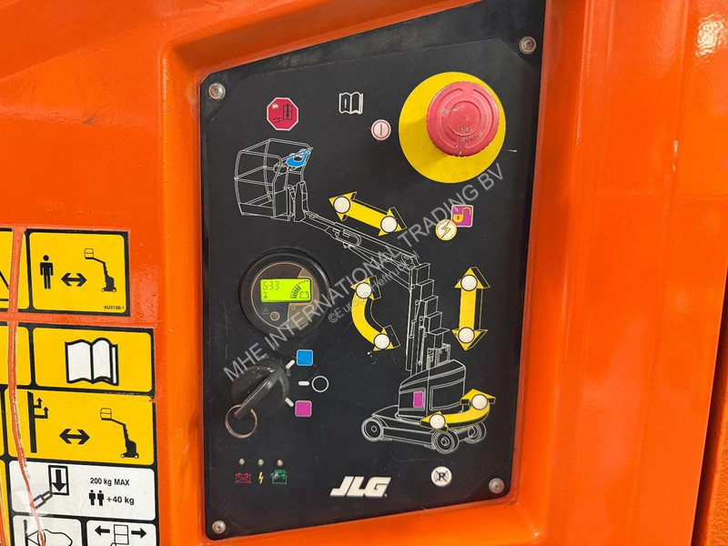 Вишка JLG Toucan 12E