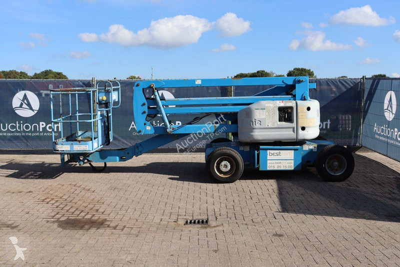 Plataforma Genie Z45/25