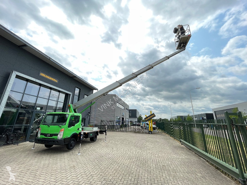 Hoogwerker Palfinger P 260 B op Nissan Cabstar