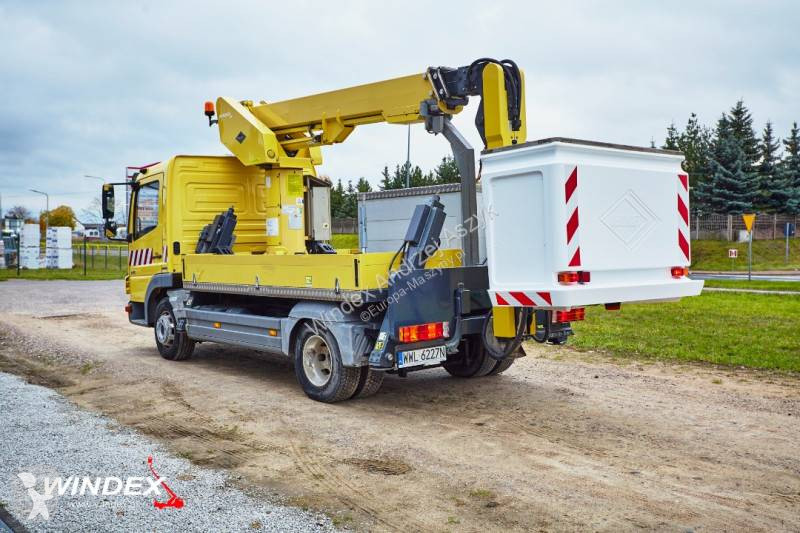 Lift Versalift VT-51-NF