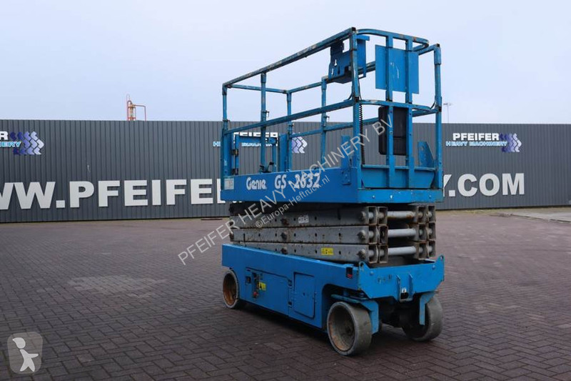 Lift Genie Electric, Working Height 10m, 227kg...