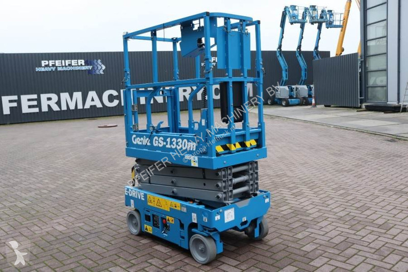 Gondola Genie GS1330M Valid inspection,...